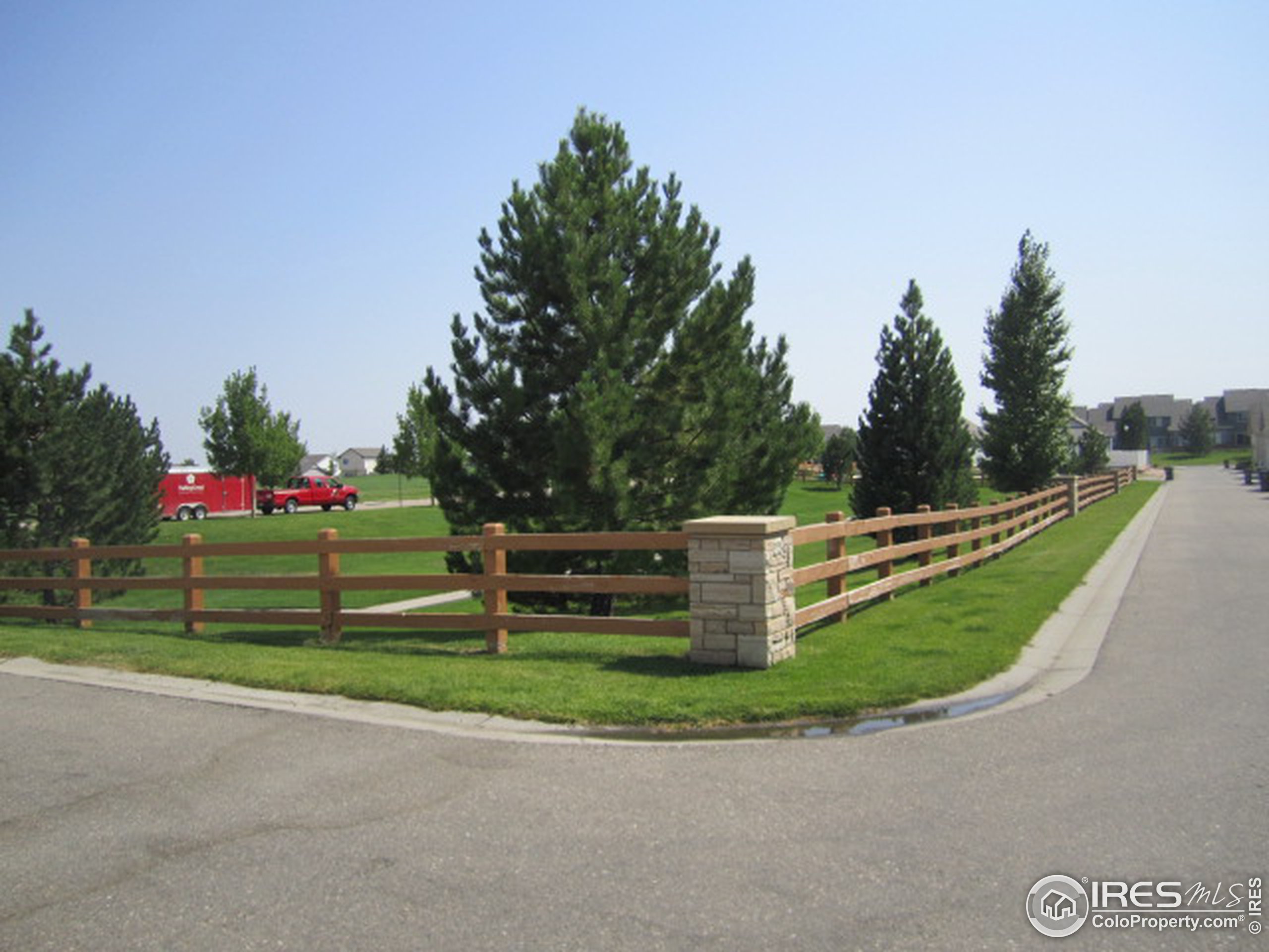 1077 Canyon Blvd Unit: 204