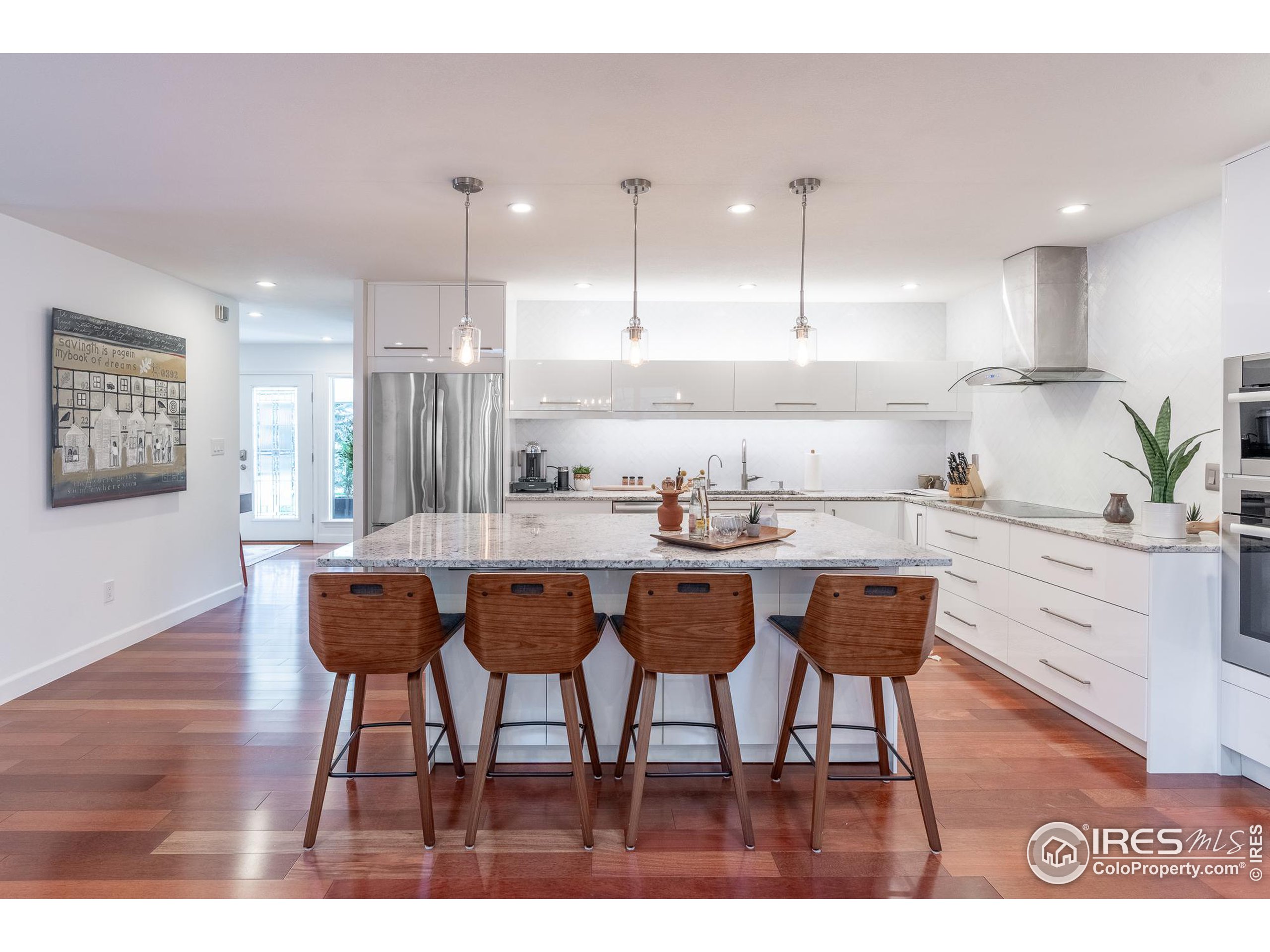 6997 Indian Peaks Trl