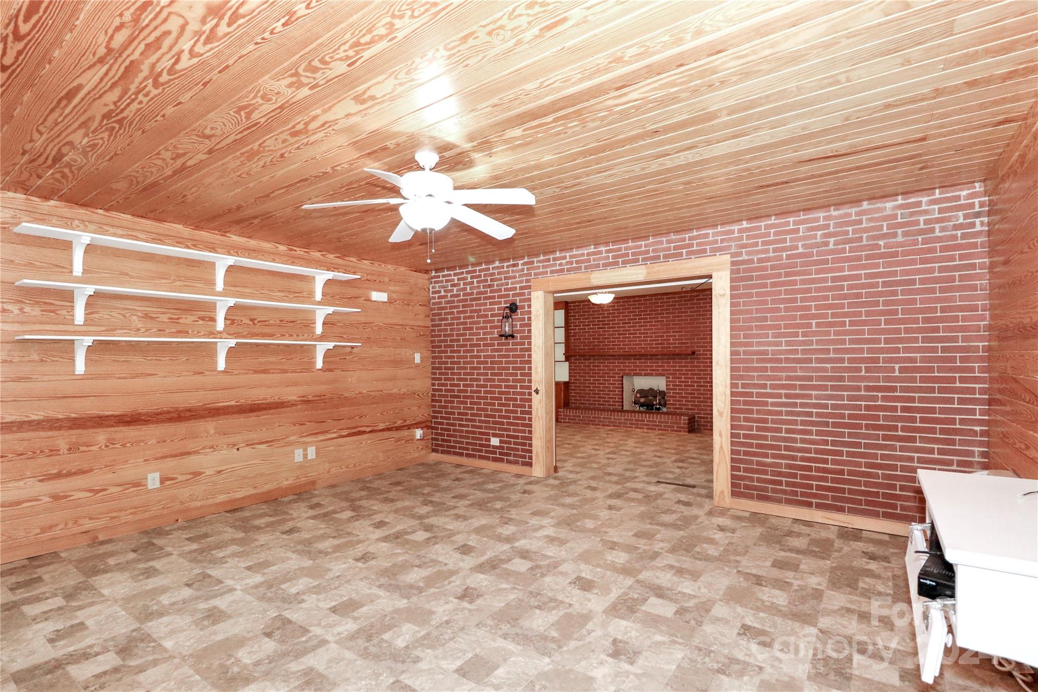 822 Ferndale Drive
