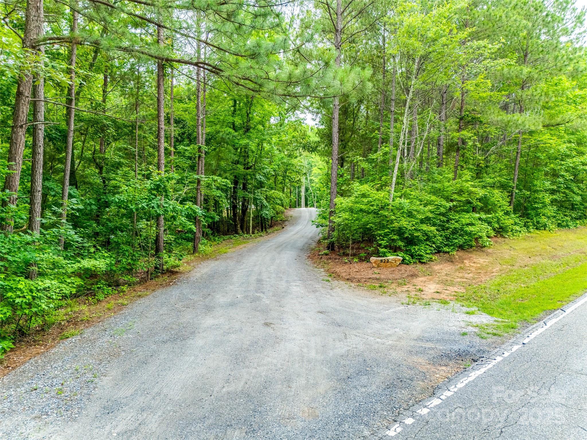 822 Rock Cut Road