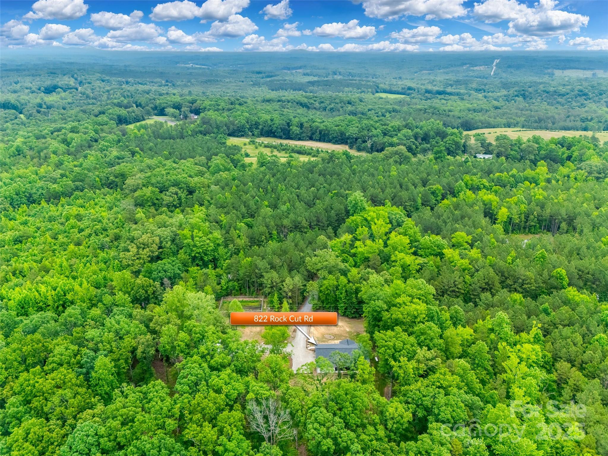 822 Rock Cut Road