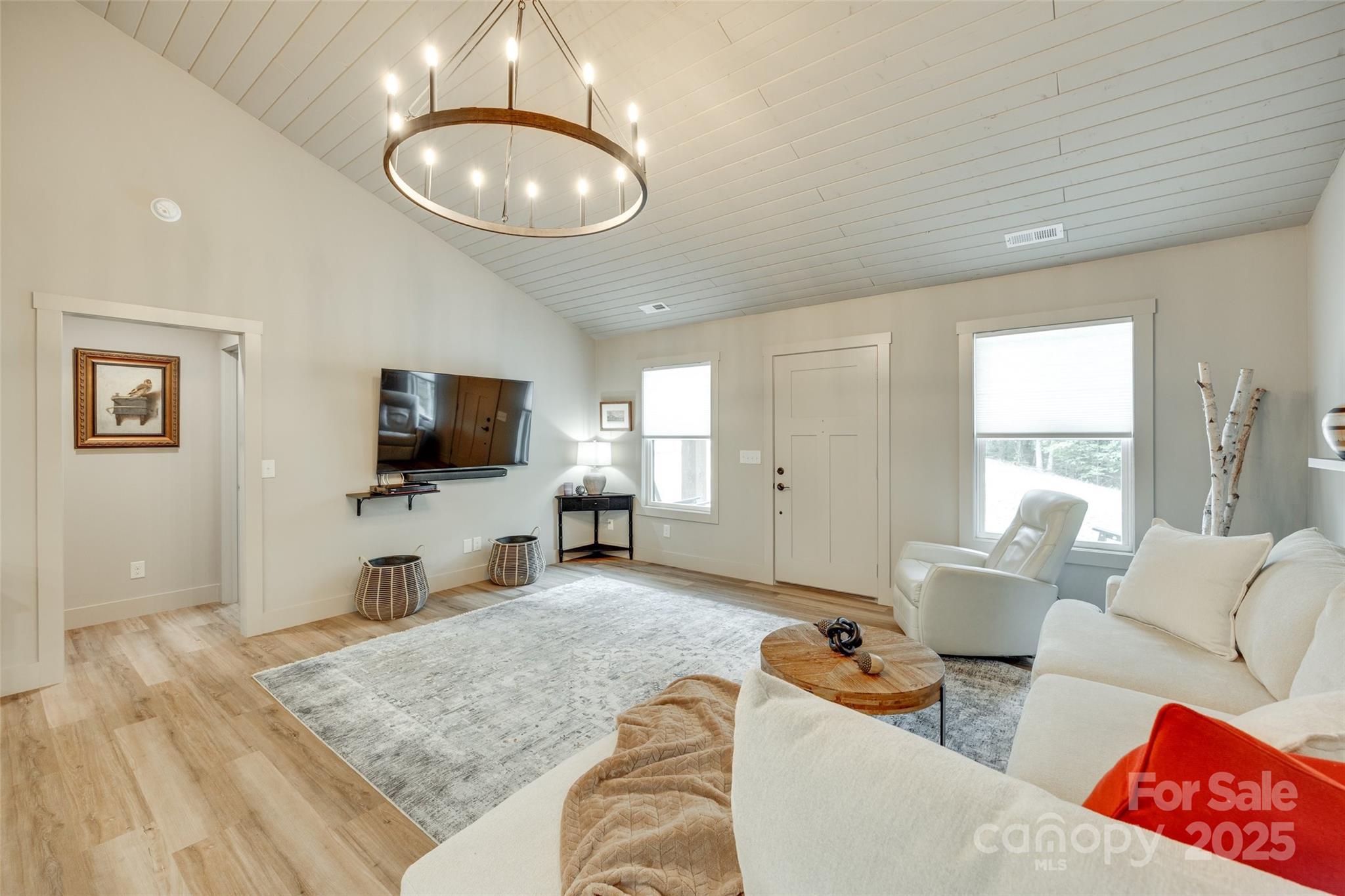 822 Rock Cut Road