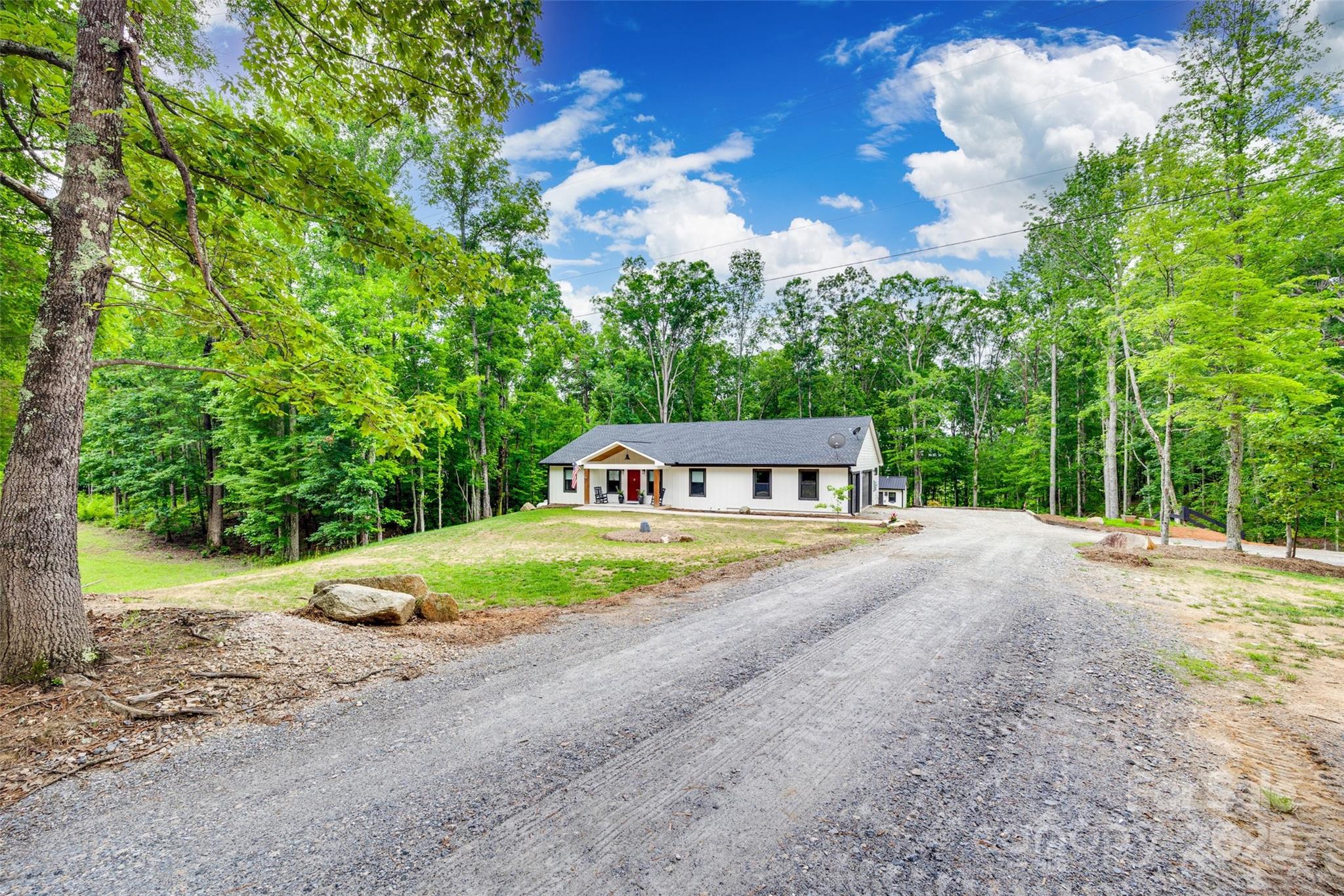 822 Rock Cut Road