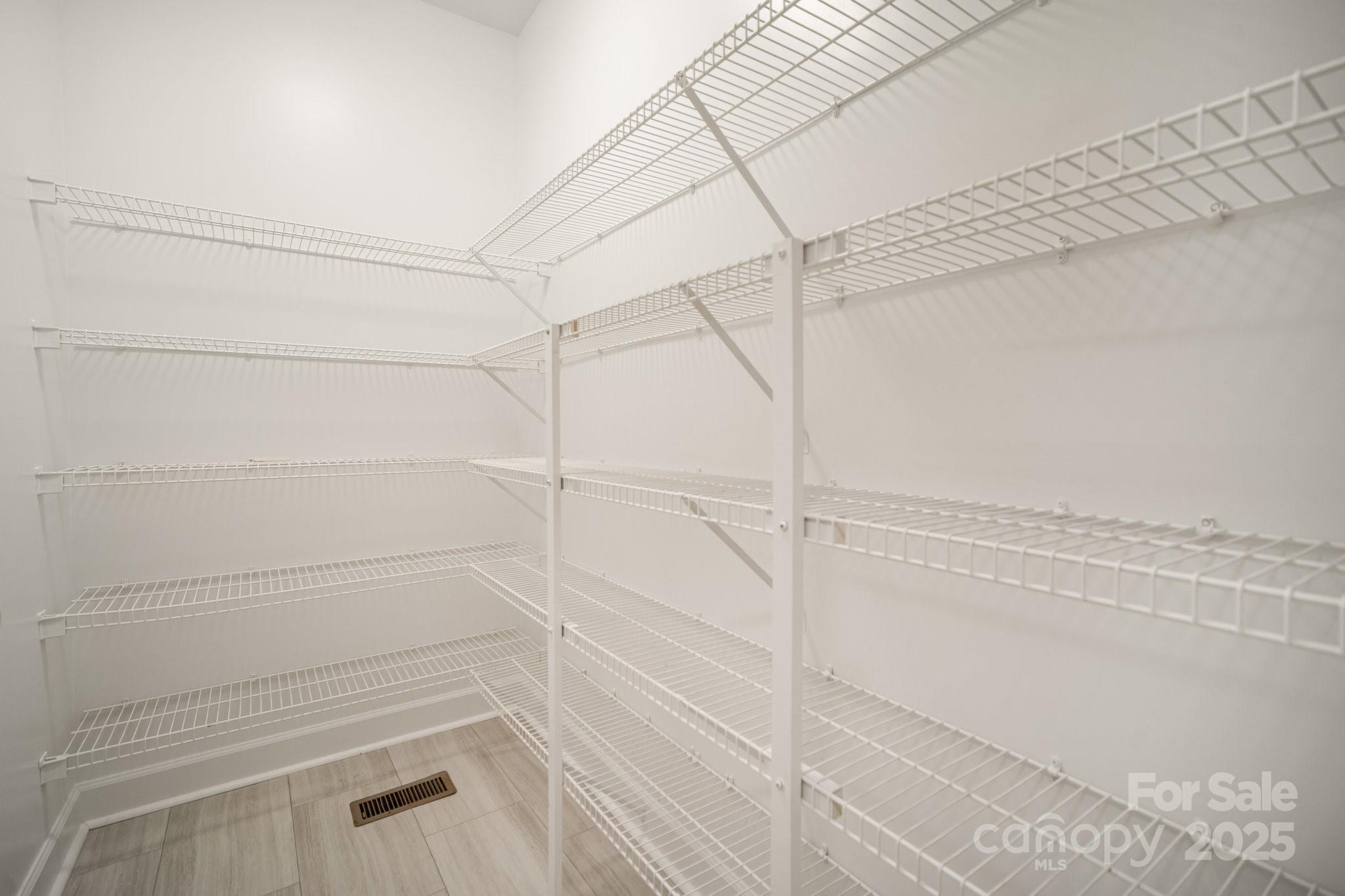 8603 Dillingham Court