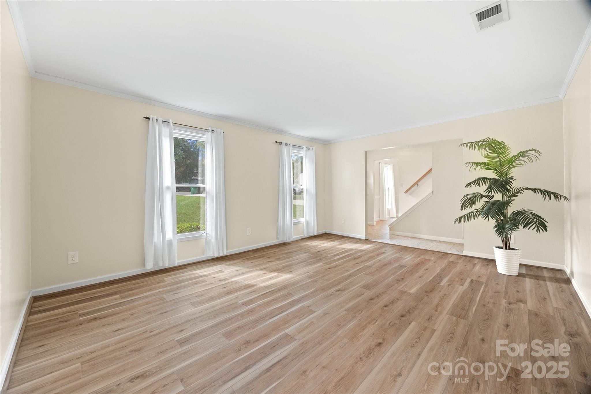 7304 Entwhistle Court