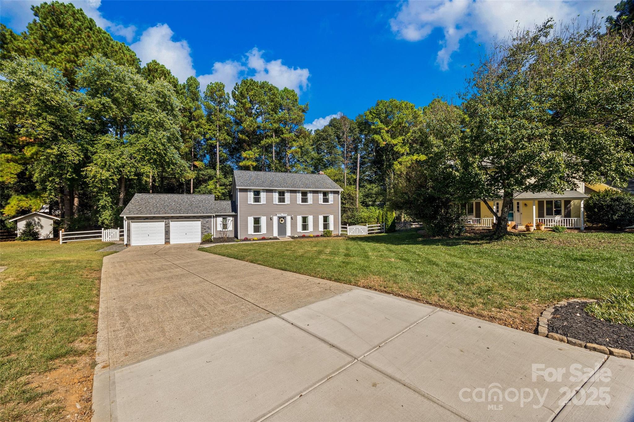 7304 Entwhistle Court