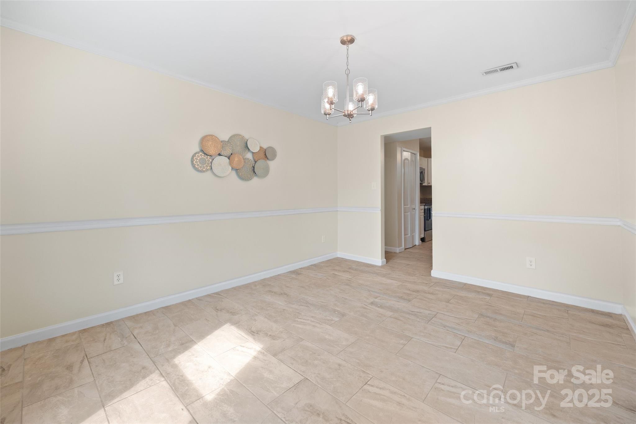 7304 Entwhistle Court