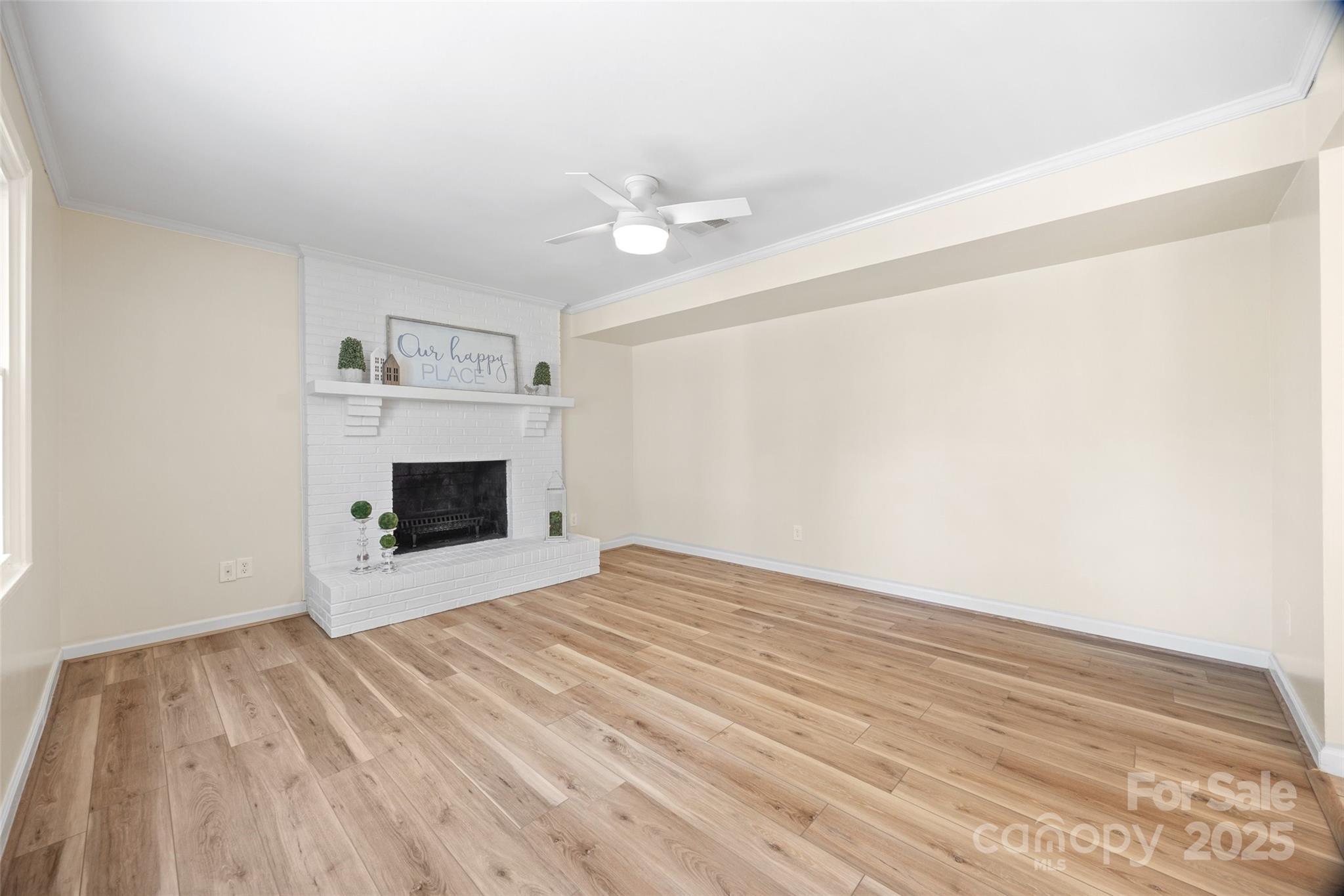 7304 Entwhistle Court