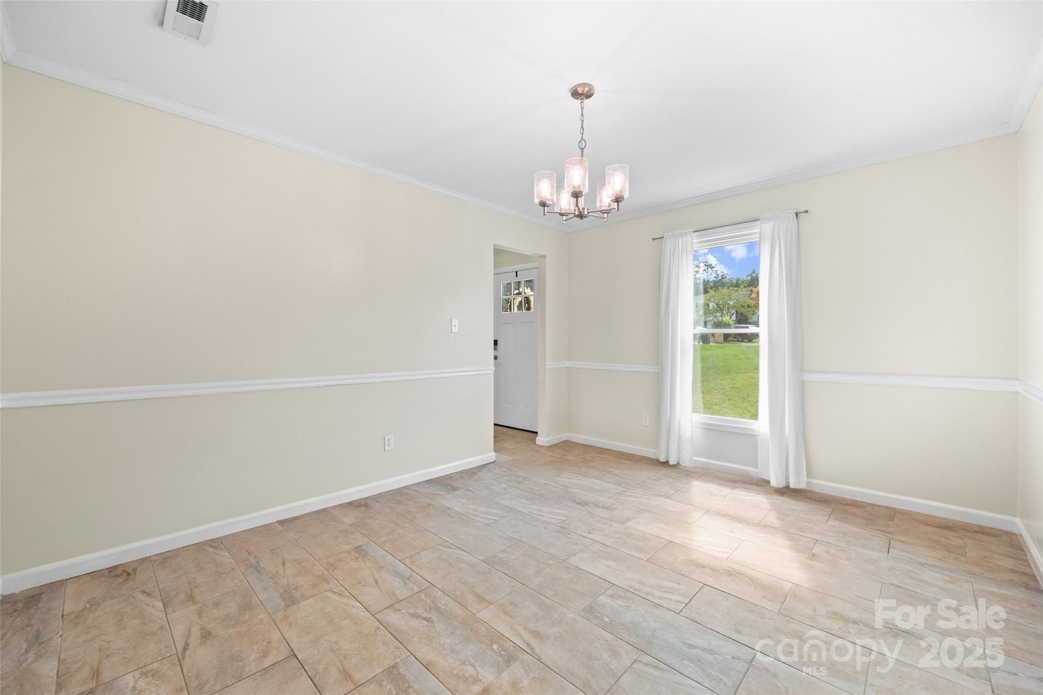 7304 Entwhistle Court