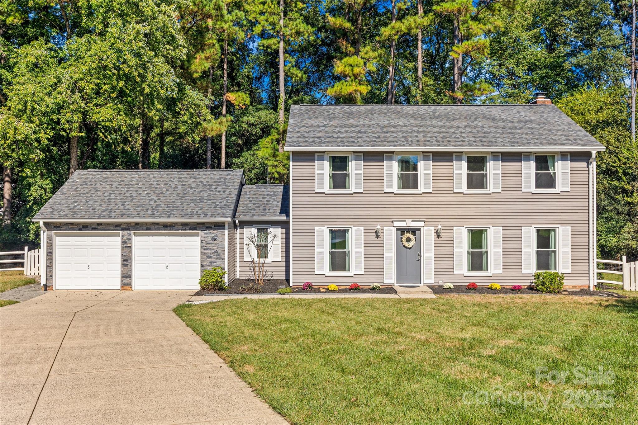 7304 Entwhistle Court