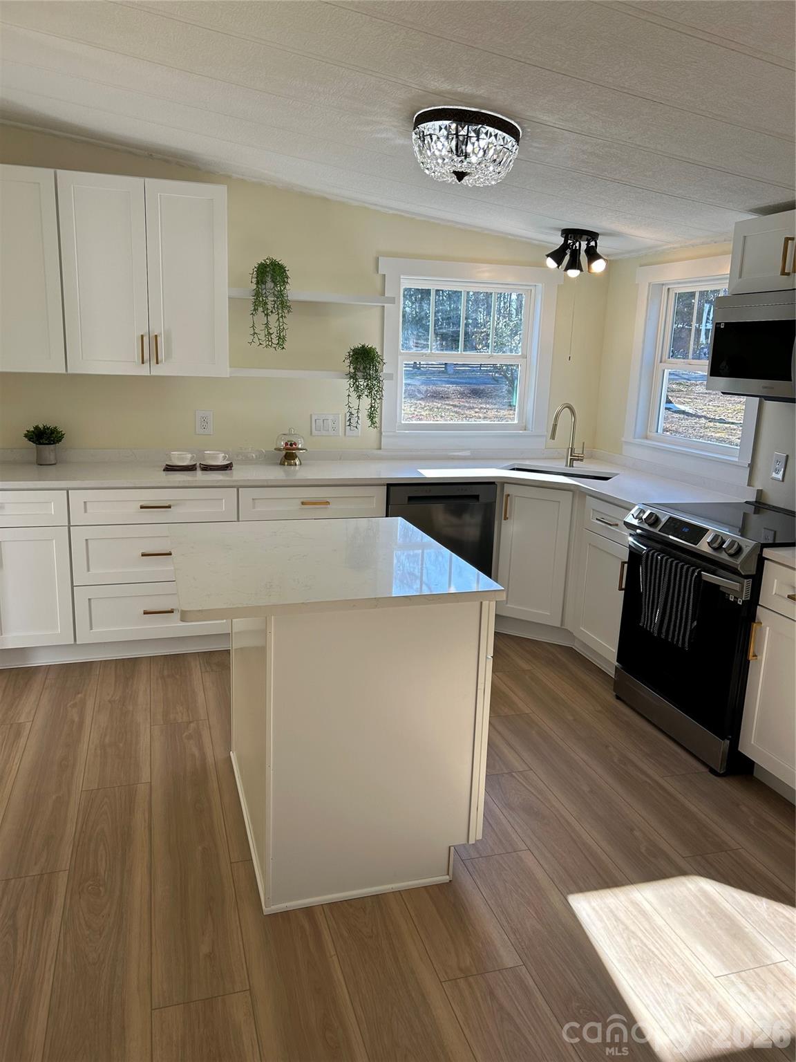 13215 Peppercorn Lane