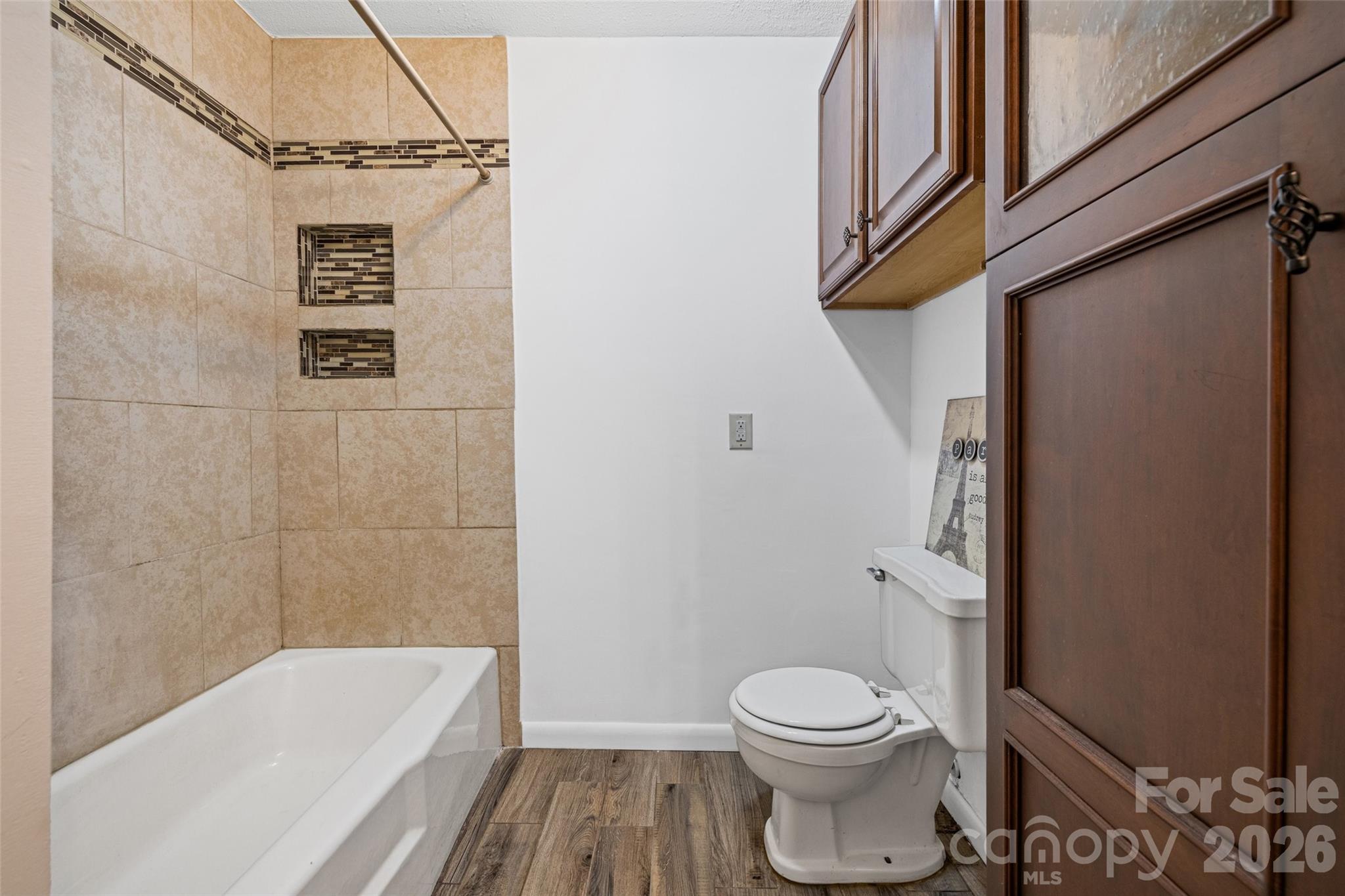 2636 Park Road Unit: B