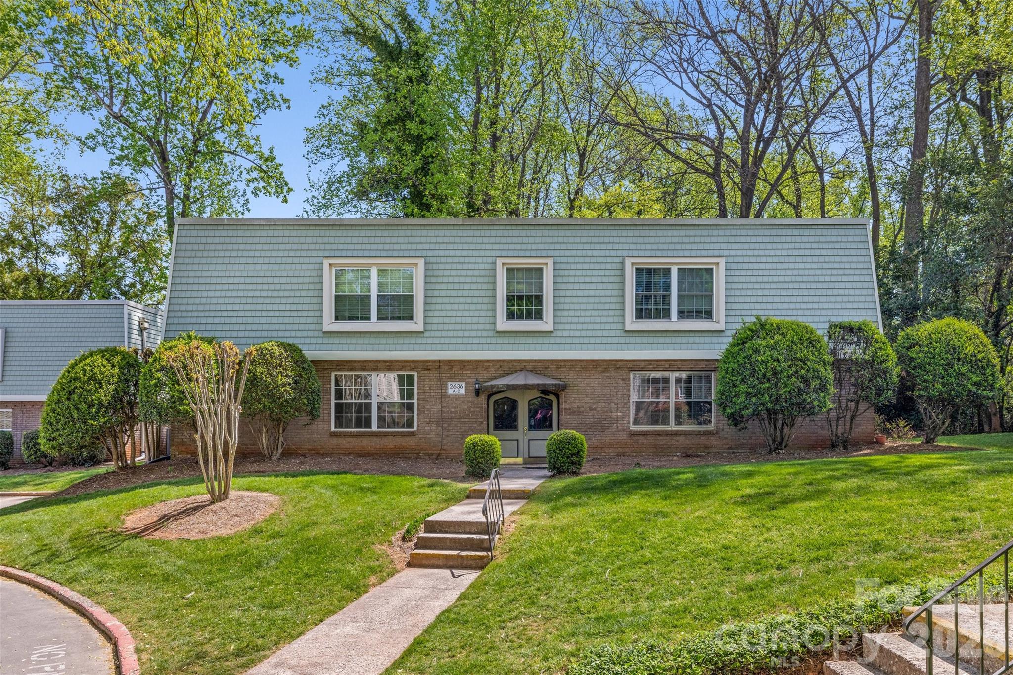 2636 Park Road Unit: B