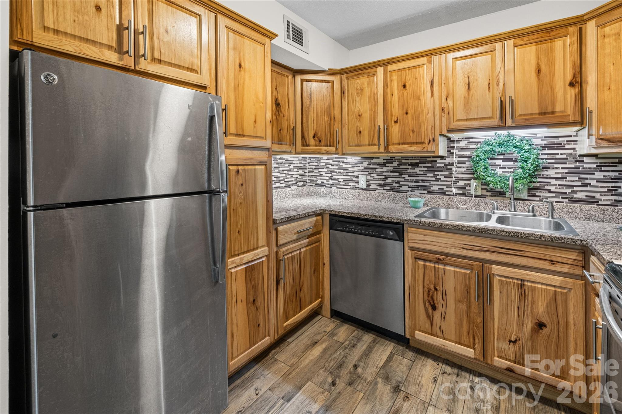 2636 Park Road Unit: B