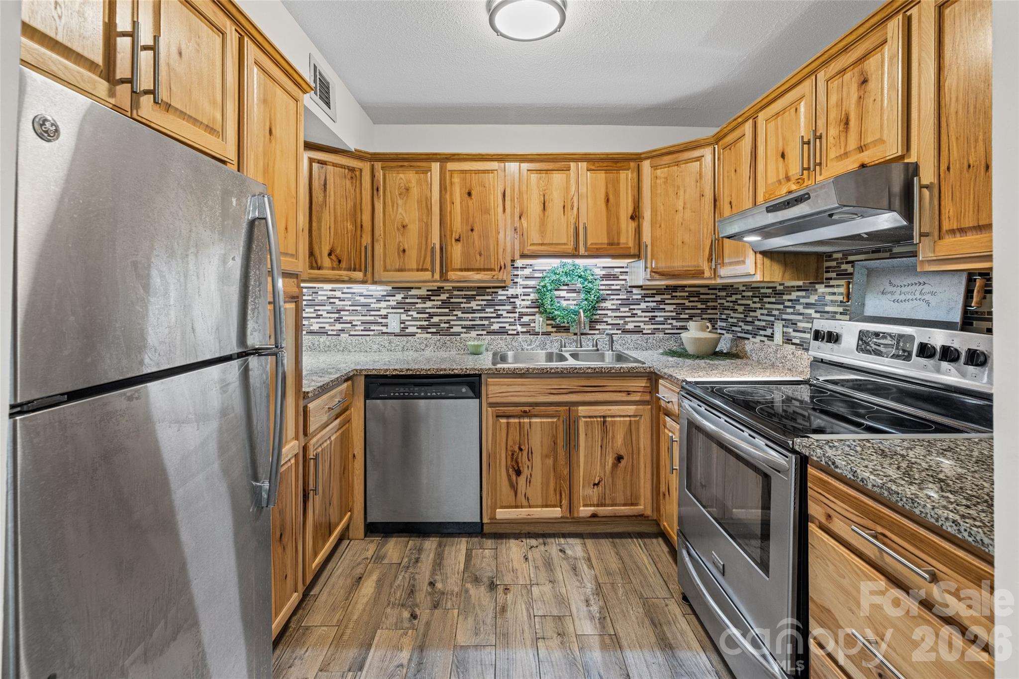 2636 Park Road Unit: B