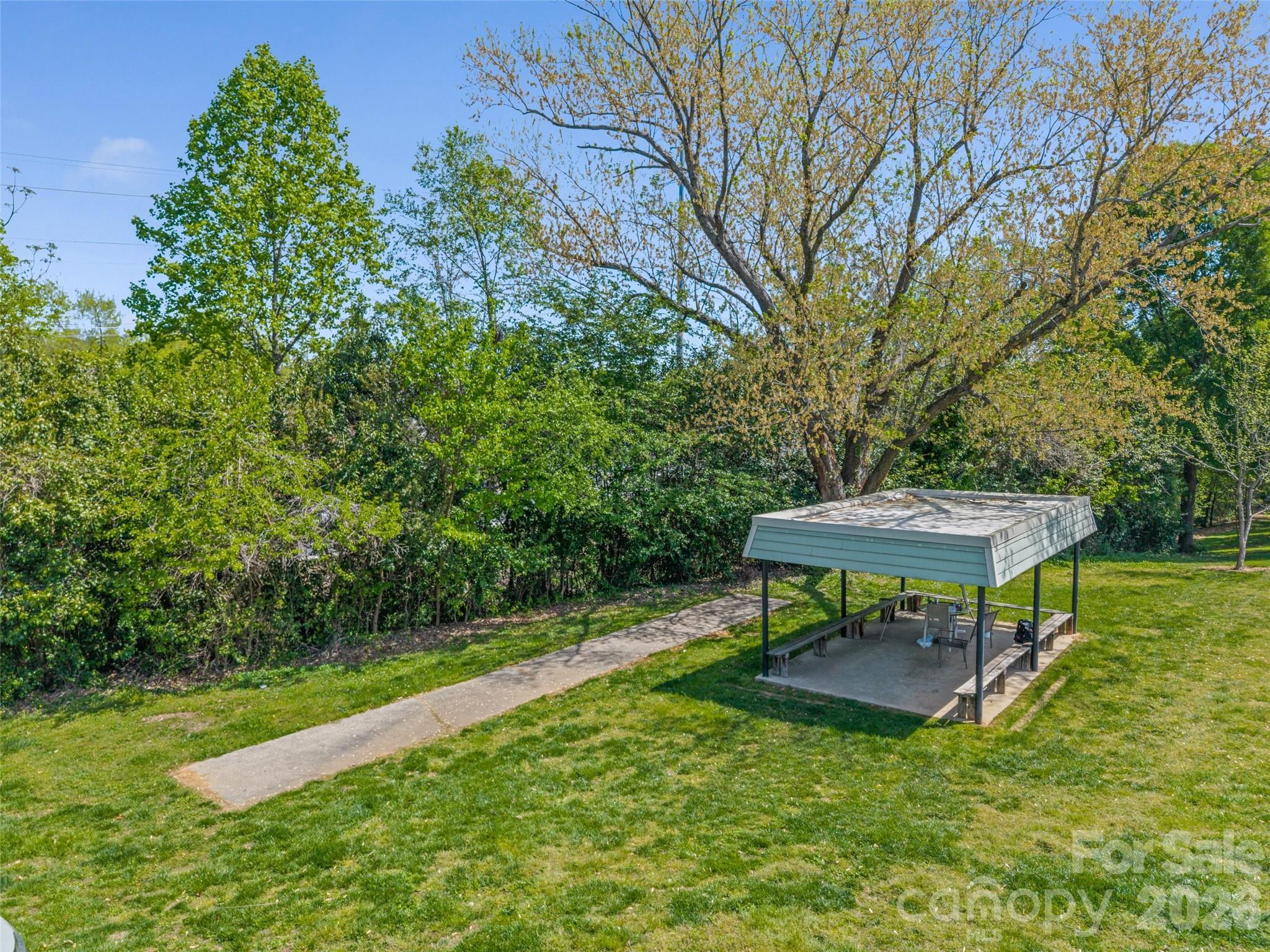 2636 Park Road Unit: B