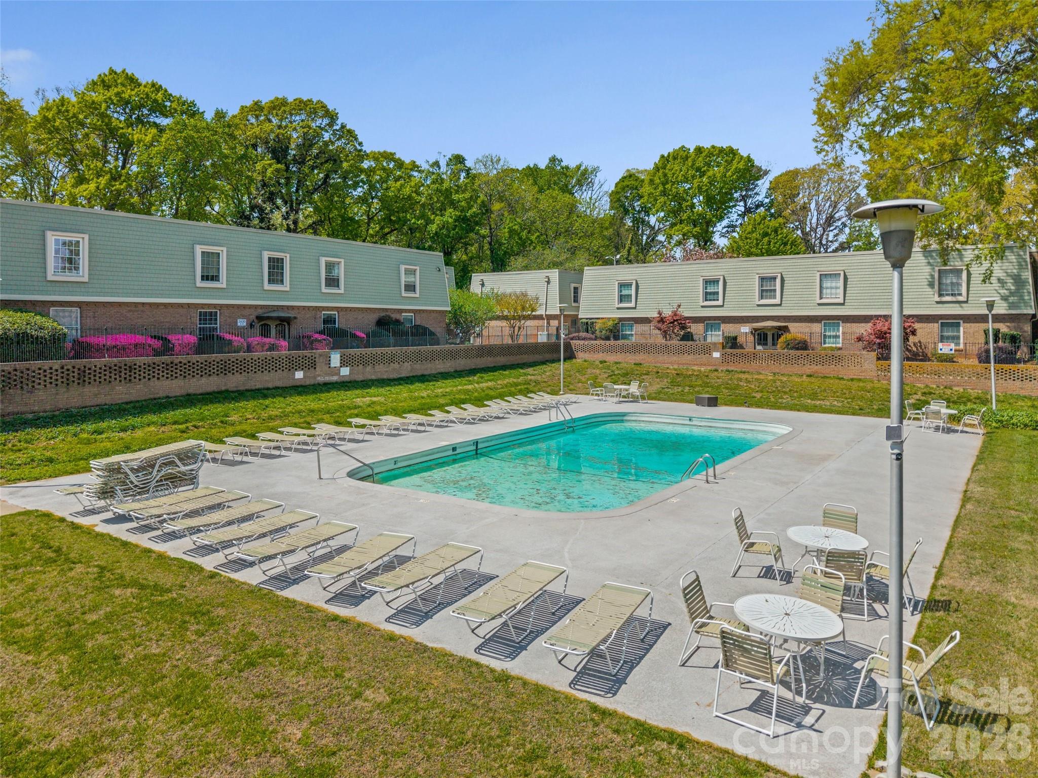 2636 Park Road Unit: B