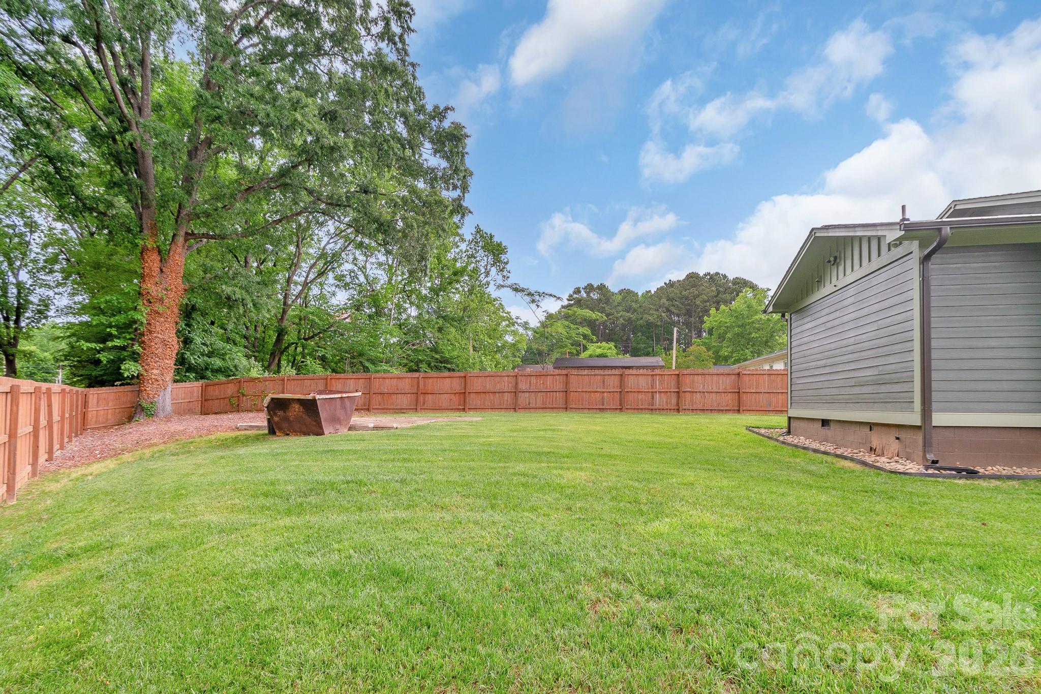 310 Groves Avenue