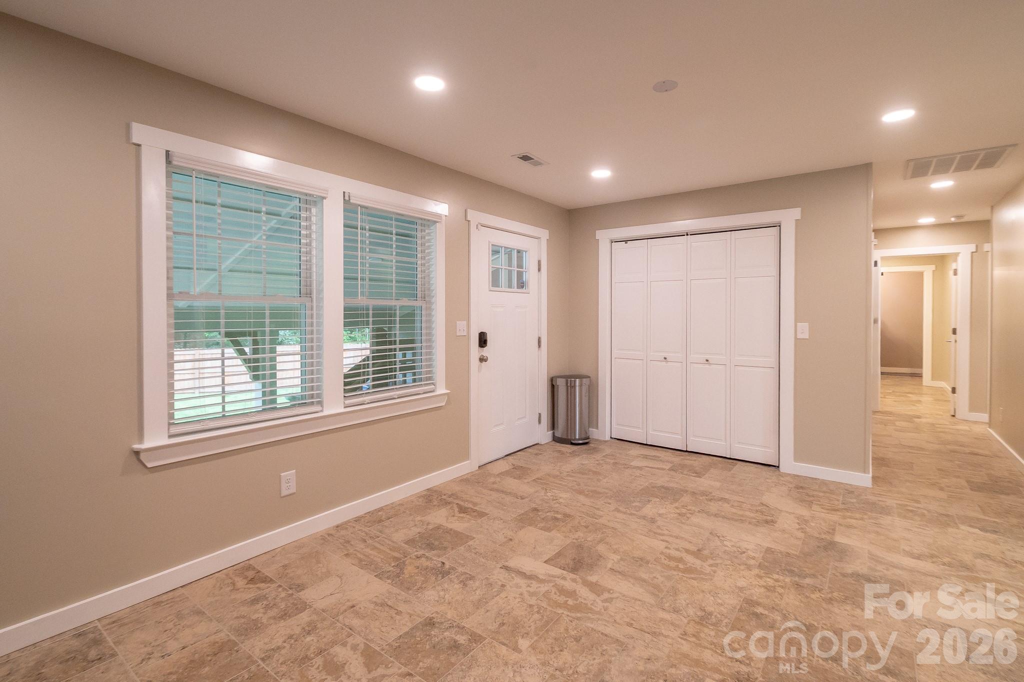 310 Groves Avenue