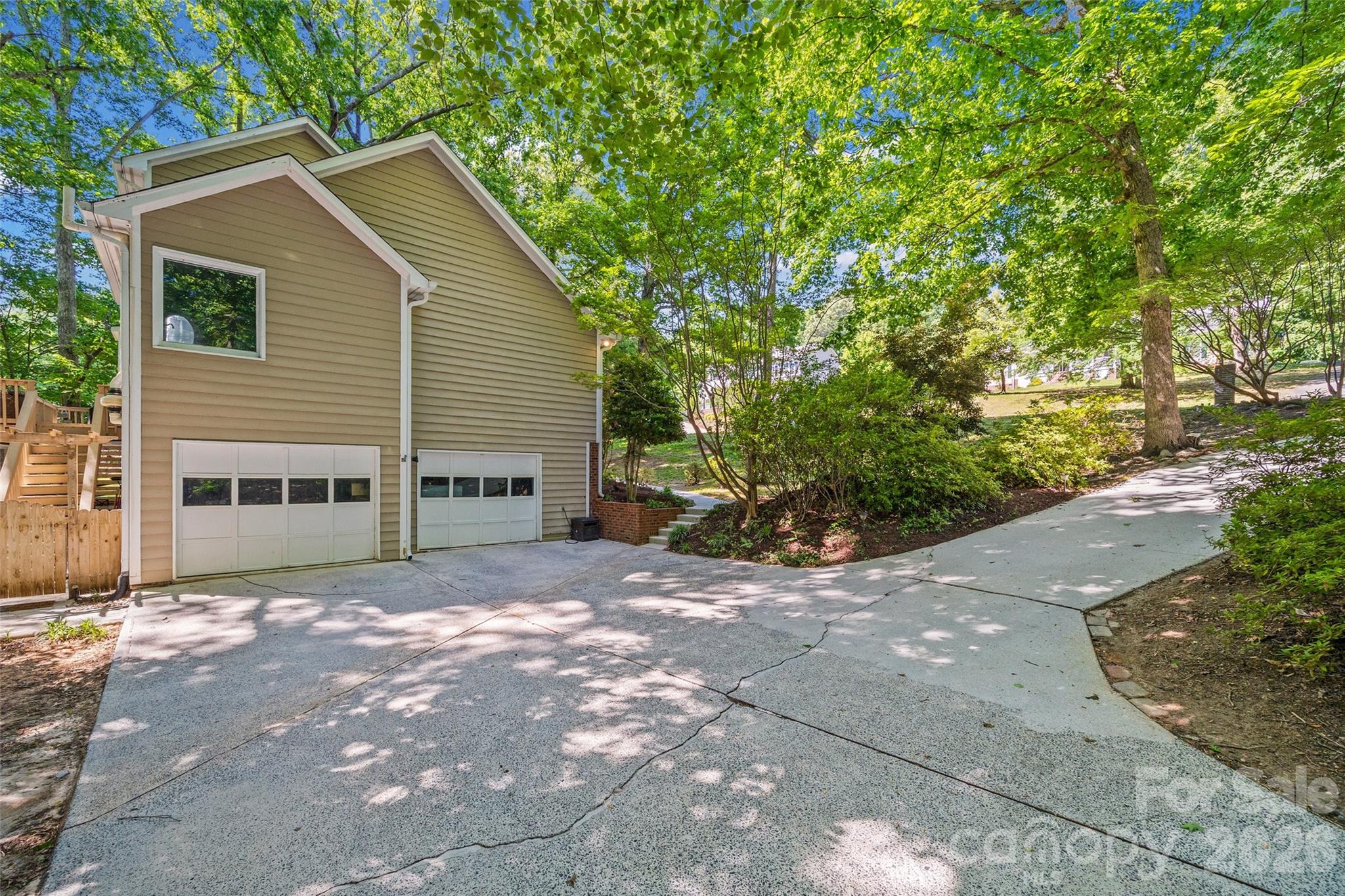1472 Old Tara Lane