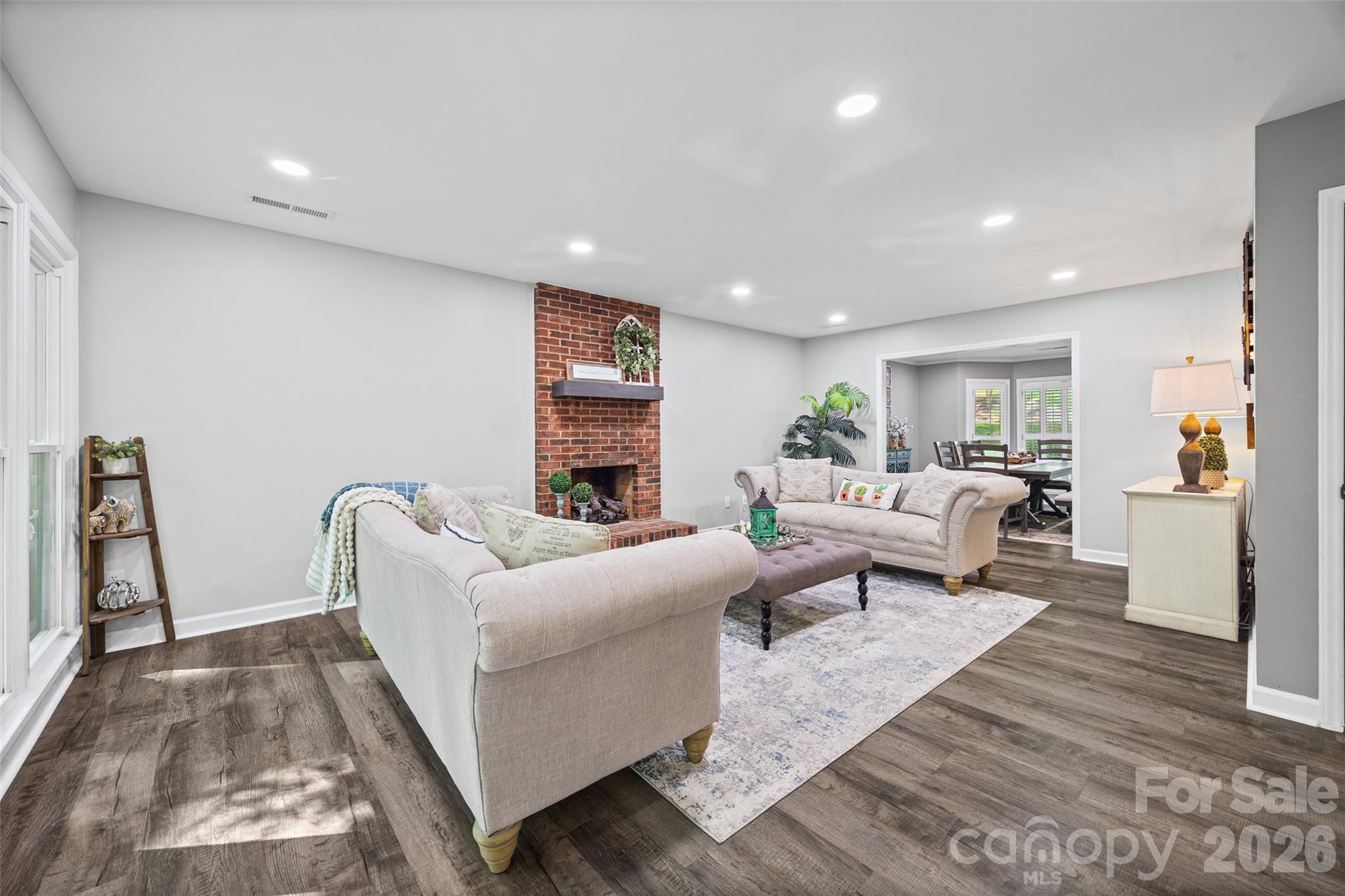 1472 Old Tara Lane