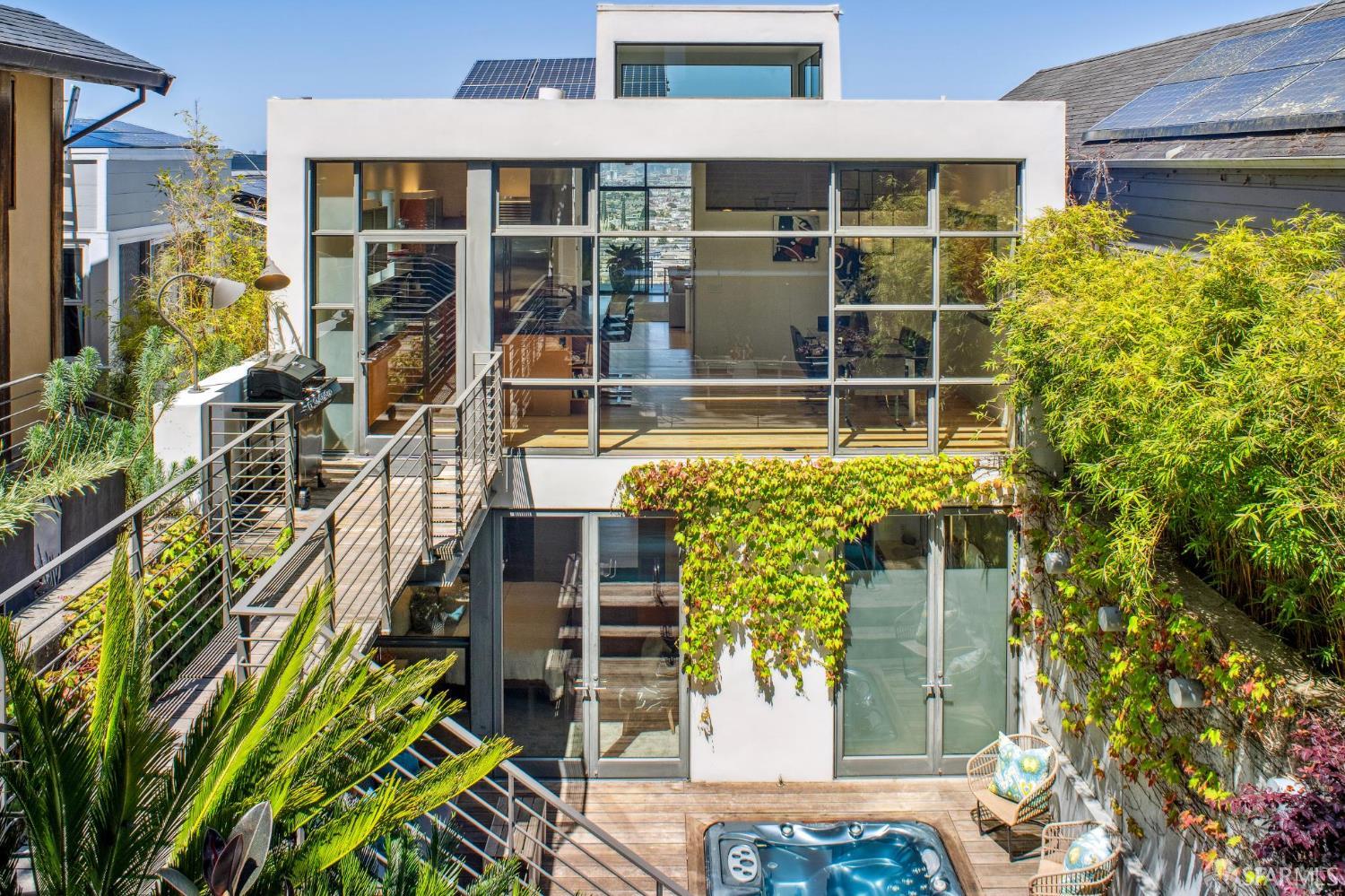 112 Laidley Street