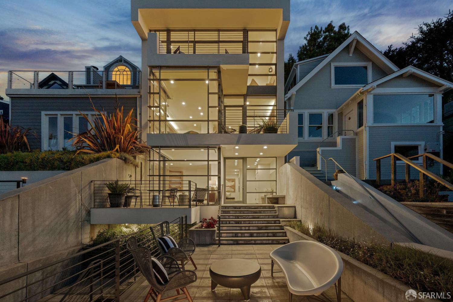 112 Laidley Street