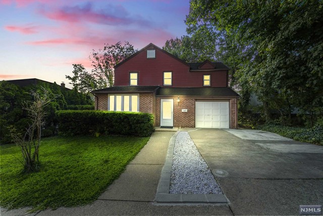 1025 Bergen Boulevard