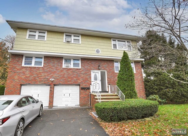 108 Hickory Avenue 1ST FLOOR