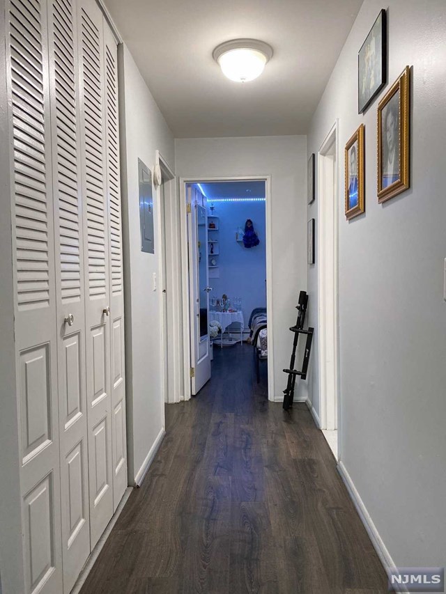 232-234 Lawton Avenue 8