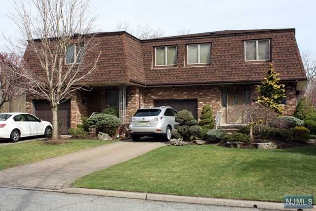 125 Hickory Avenue B