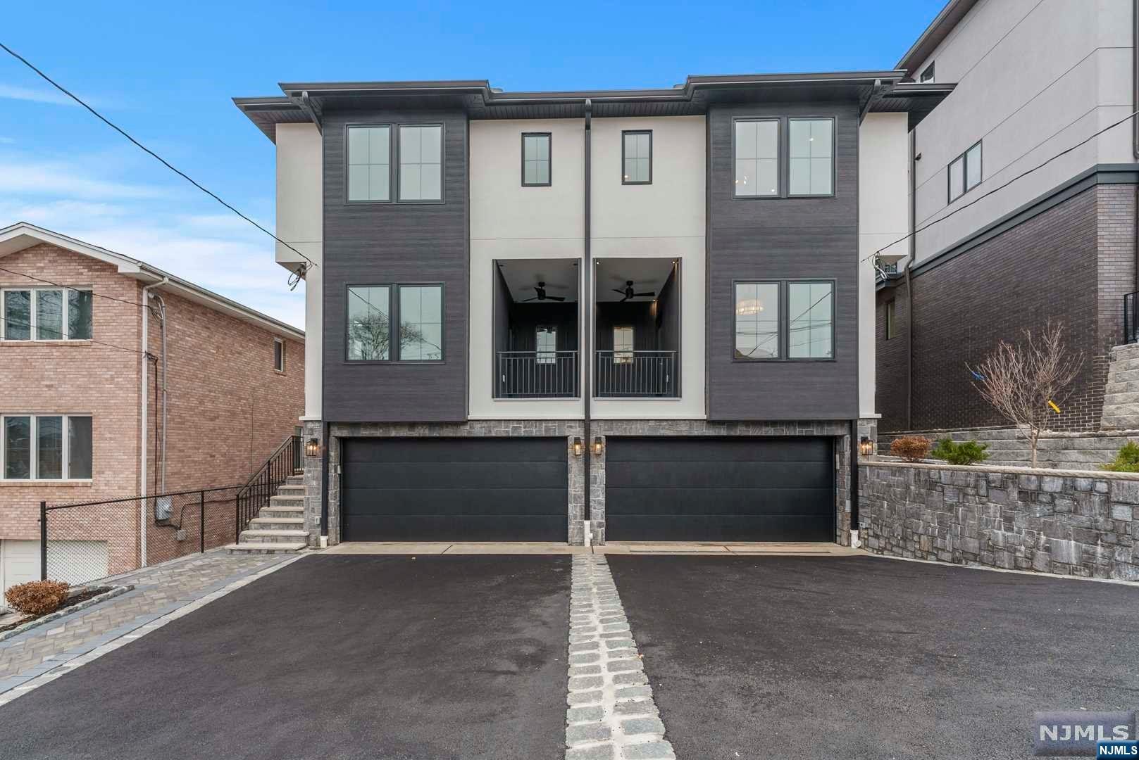 51 E Homestead Avenue