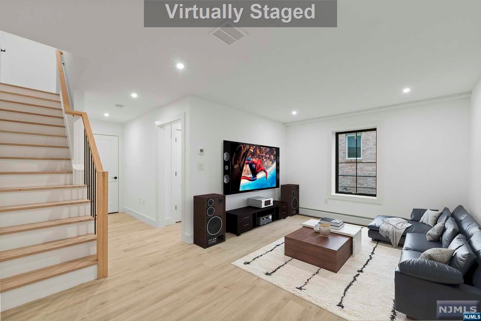 51 E Homestead Avenue