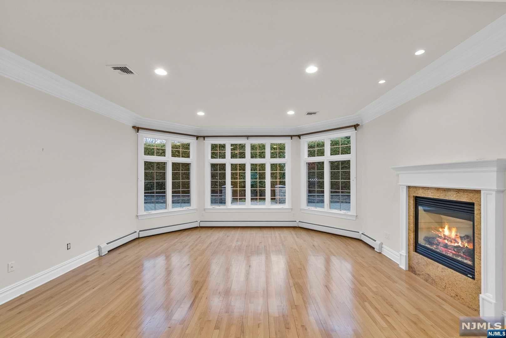 205 Lyncrest Road