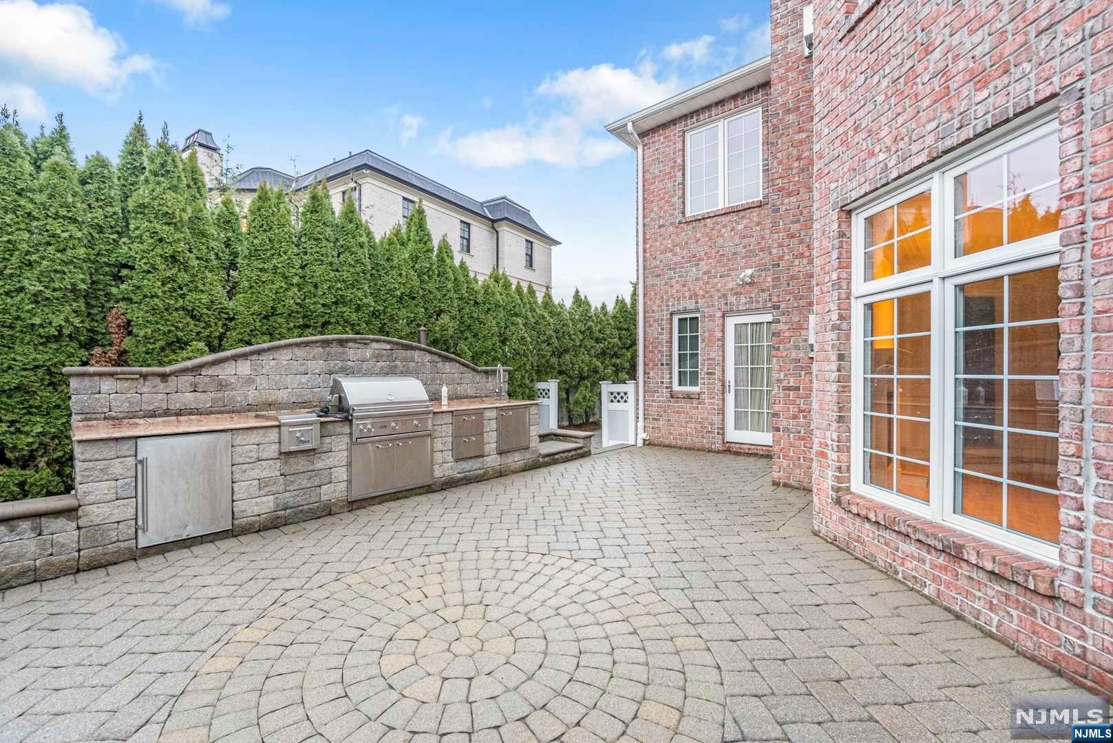 205 Lyncrest Road