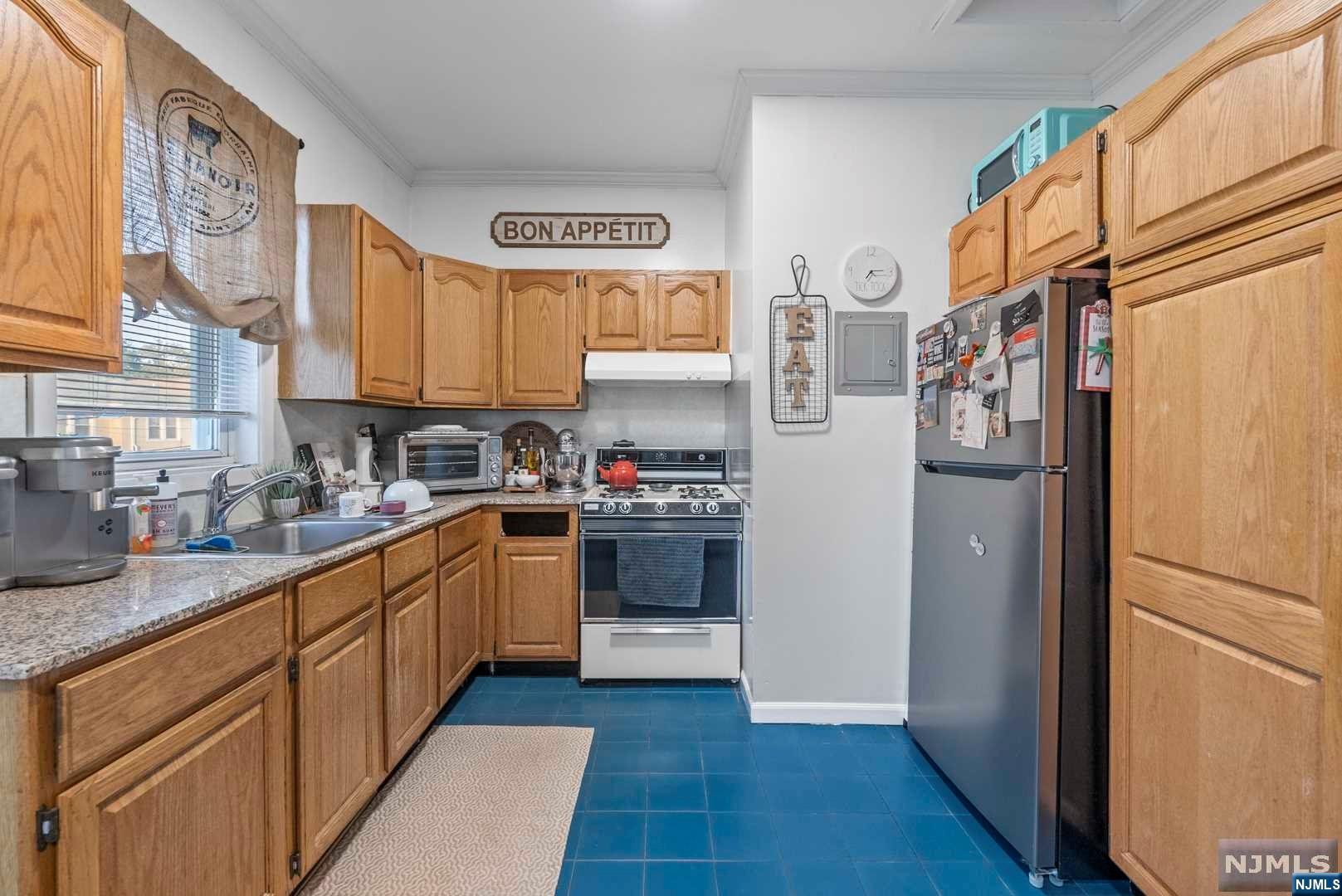 410 Morningside Avenue