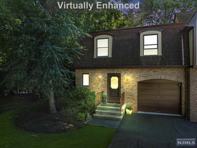 118 N Kinderkamack Road E