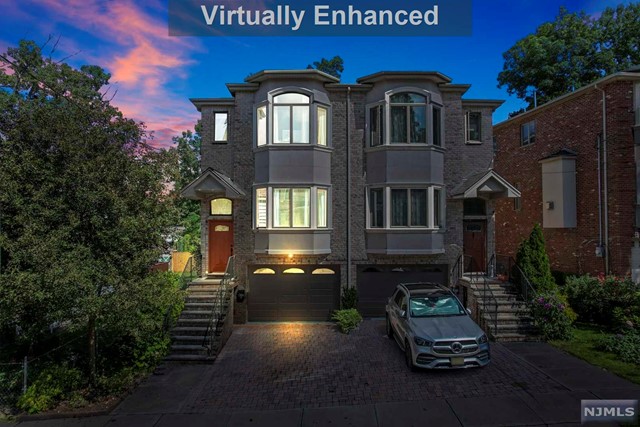 425 Lafayette Avenue B