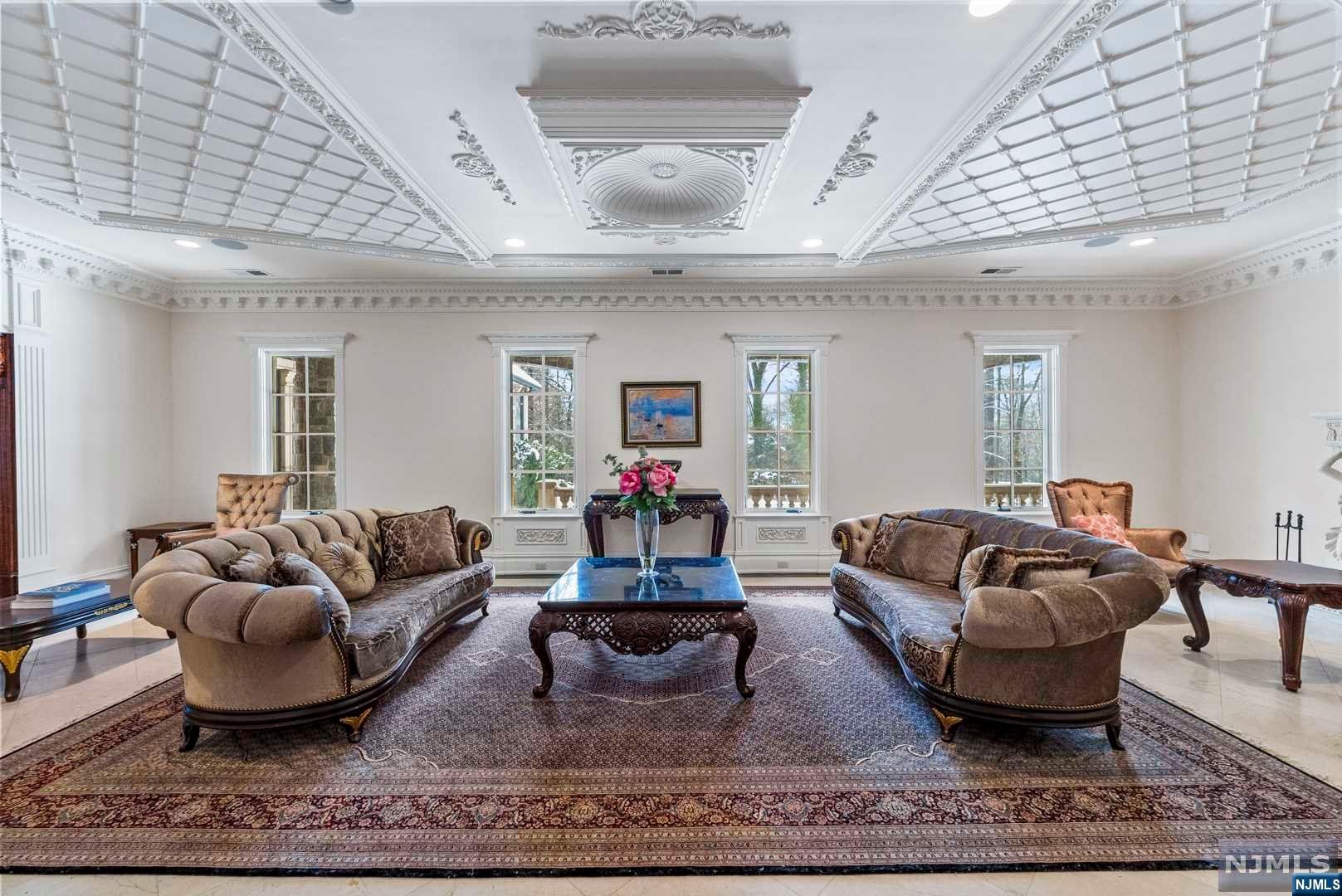 105 Chestnut Ridge Road