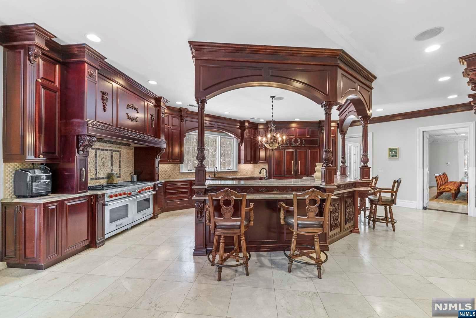 105 Chestnut Ridge Road