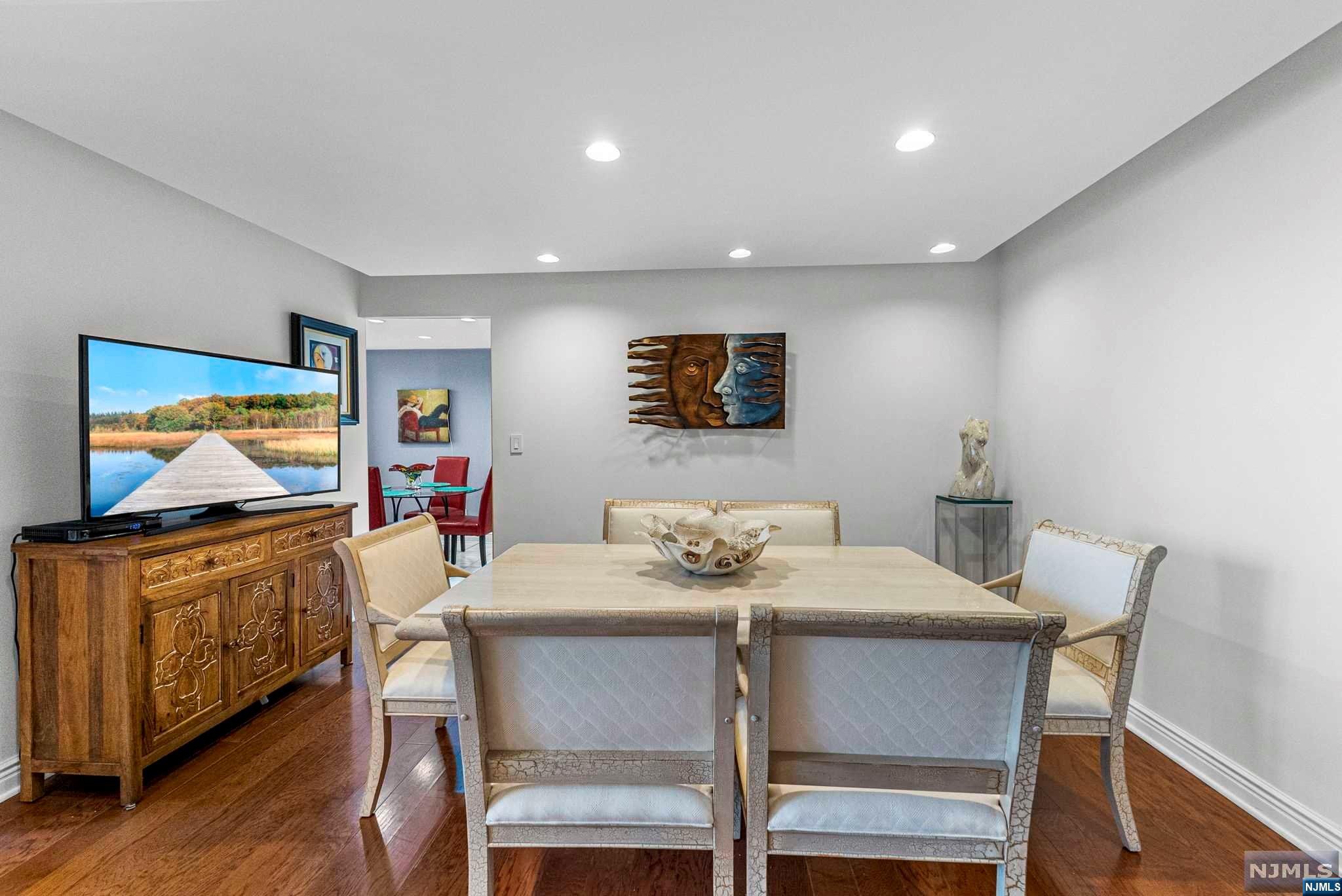 300 Winston Drive 1802