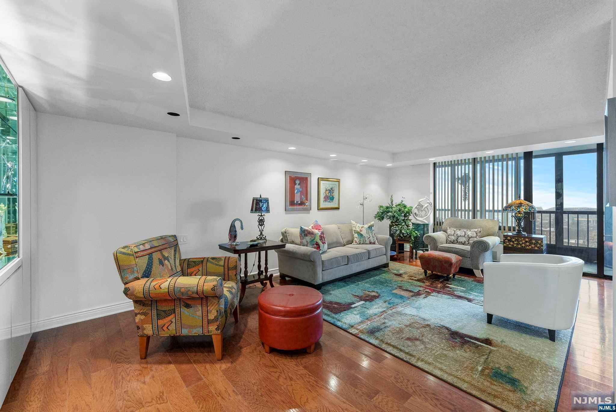 300 Winston Drive 1802