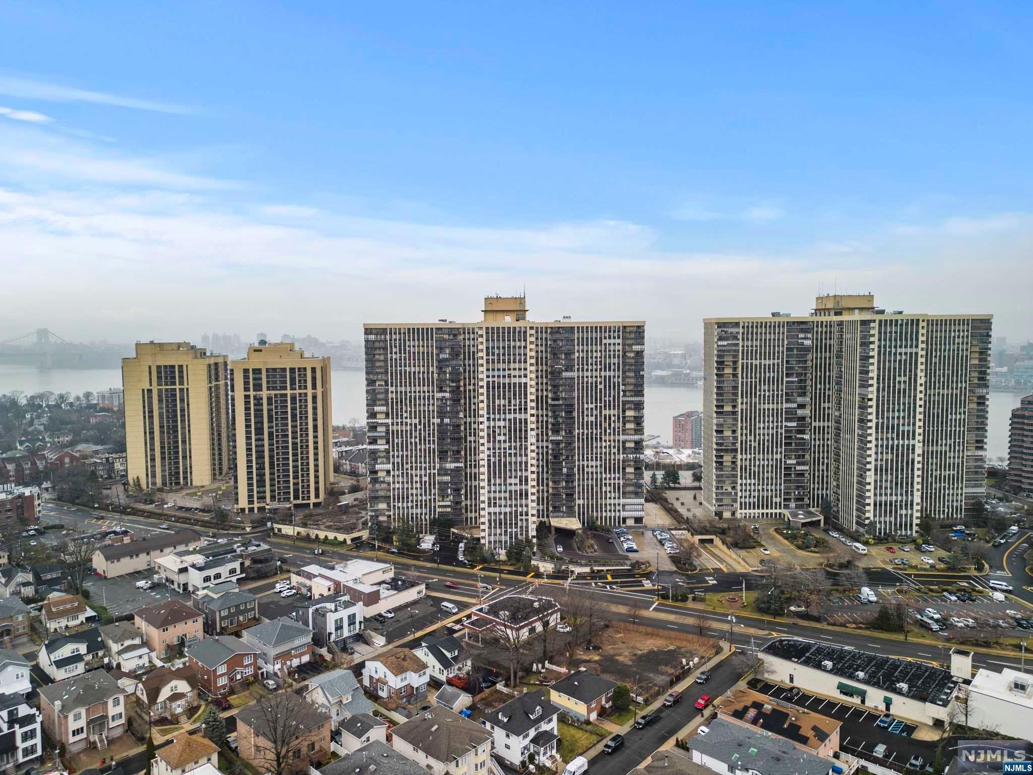 300 Winston Drive 1802
