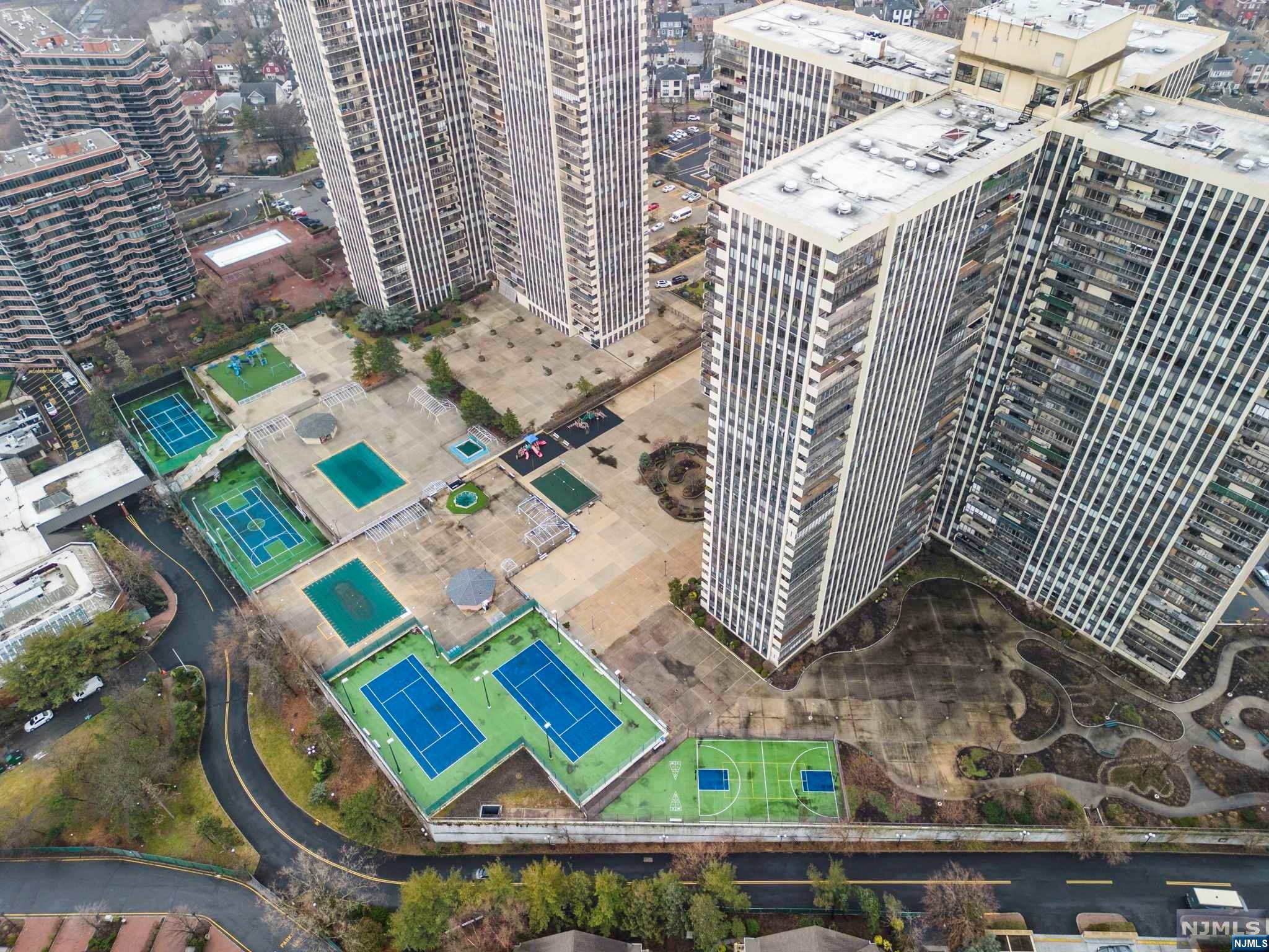 300 Winston Drive 1802