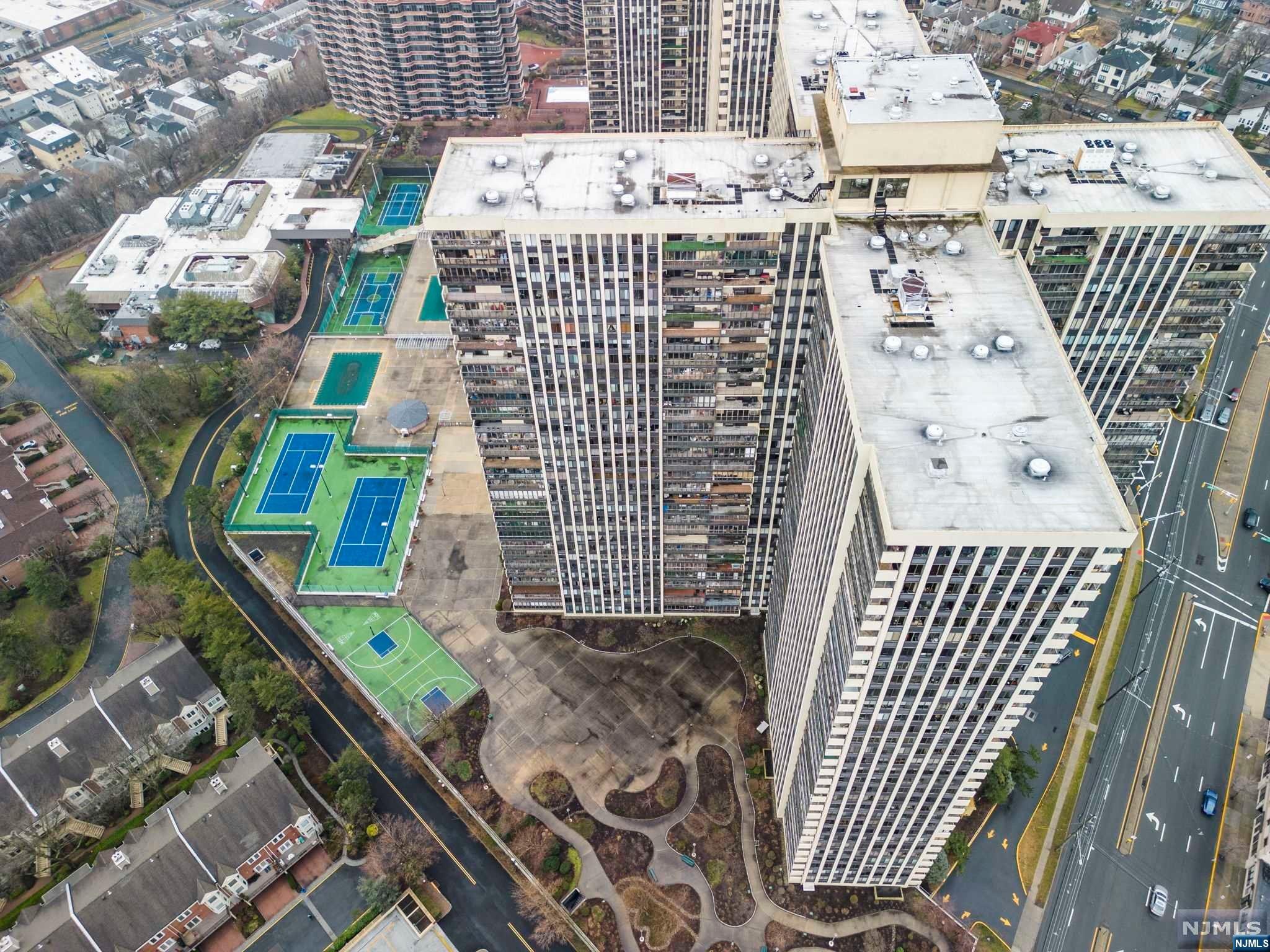 300 Winston Drive 1802