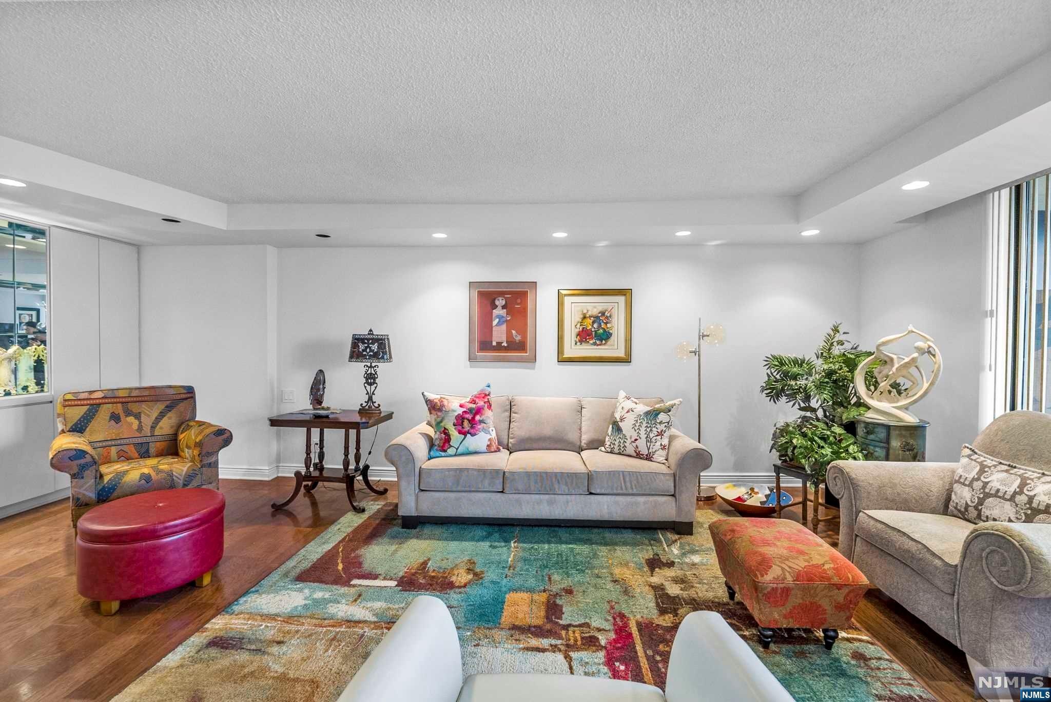 300 Winston Drive 1802