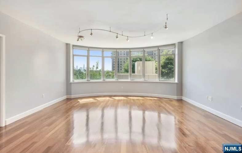 8100 River Road