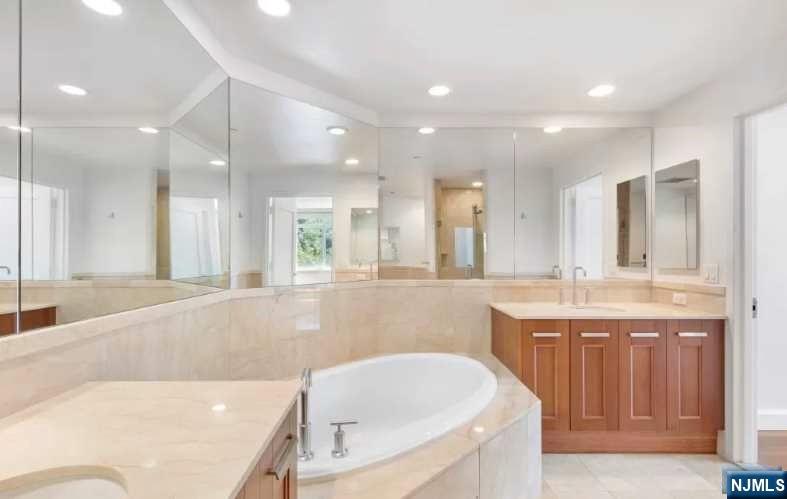 8100 River Road