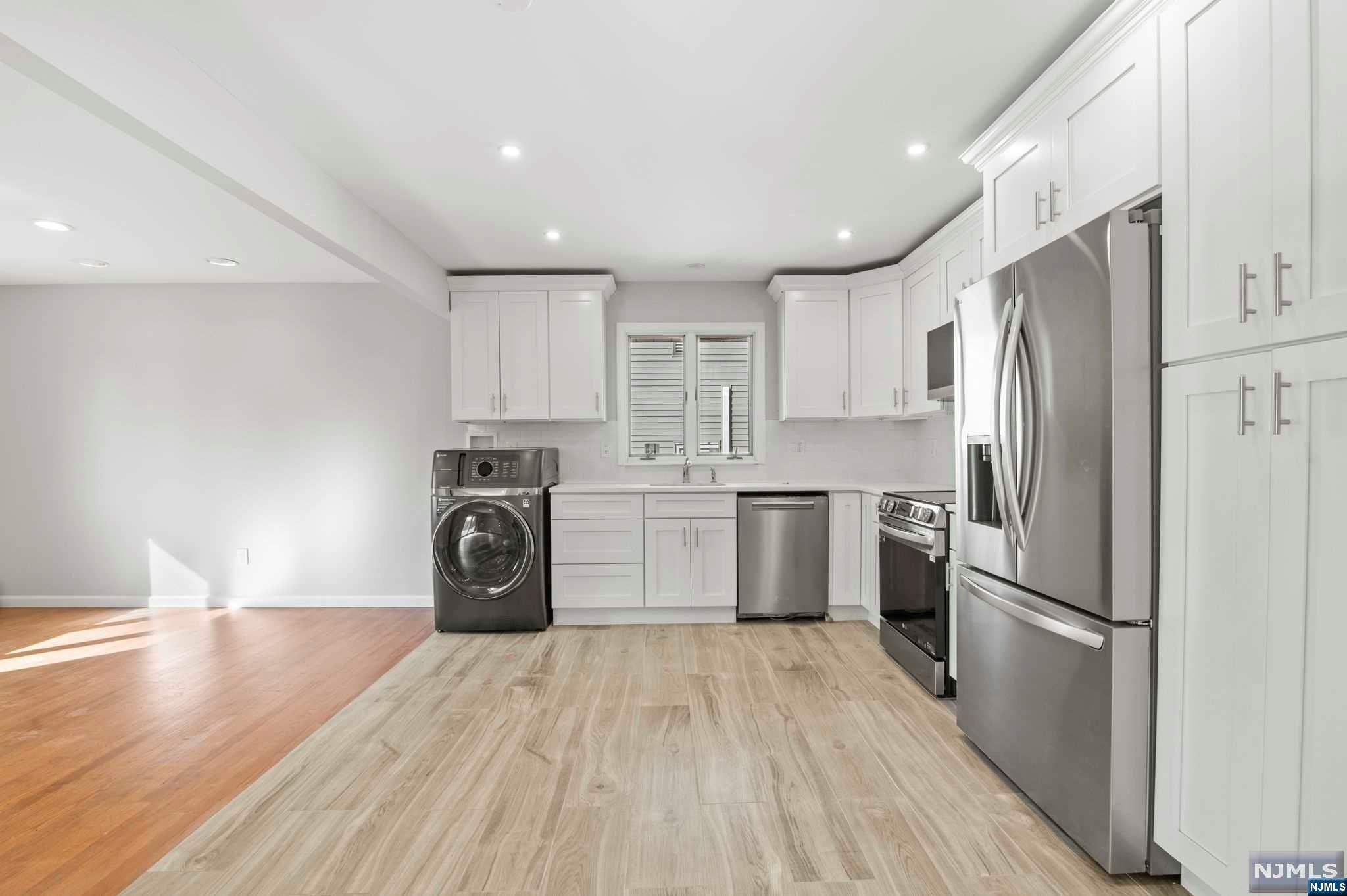 447 10th Street