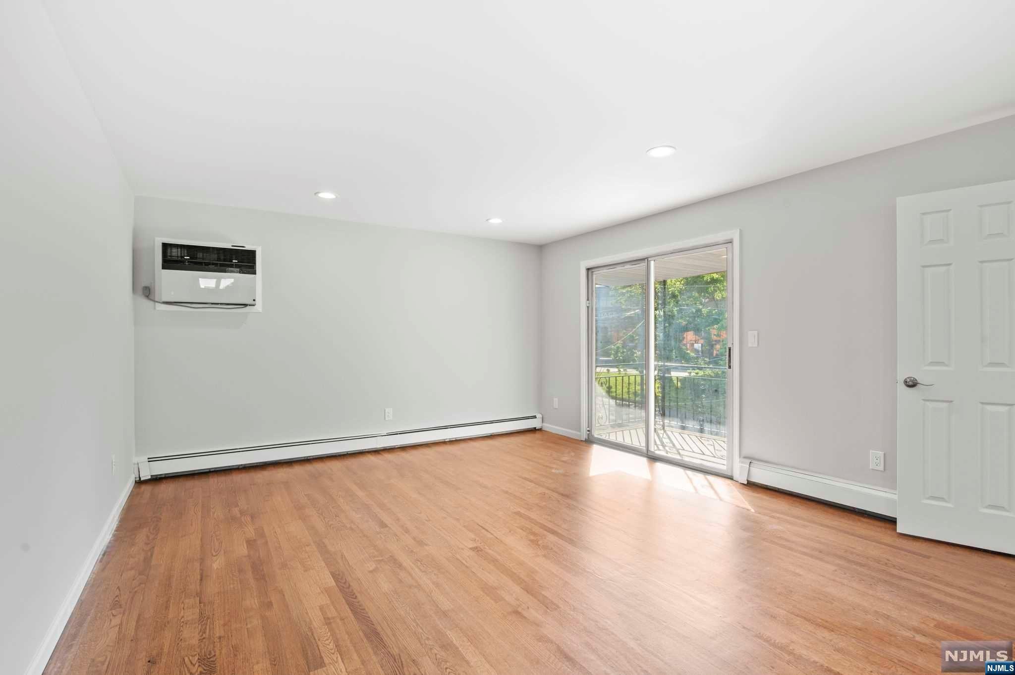 447 10th Street